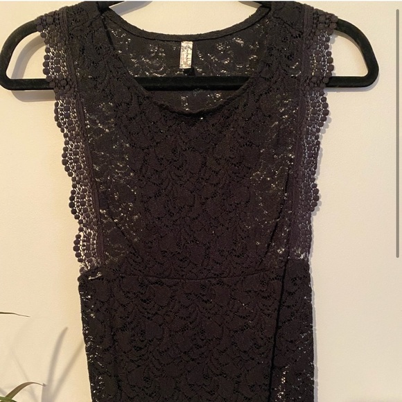 Free People black lace tank - Picture 2 of 6